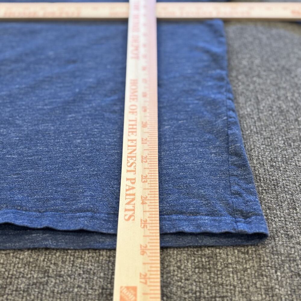 LL Bean Mens Size Large Slightly Fitted Heather Blue 275203 Short Sleeve T-Shirt - Picture 3 of 5
